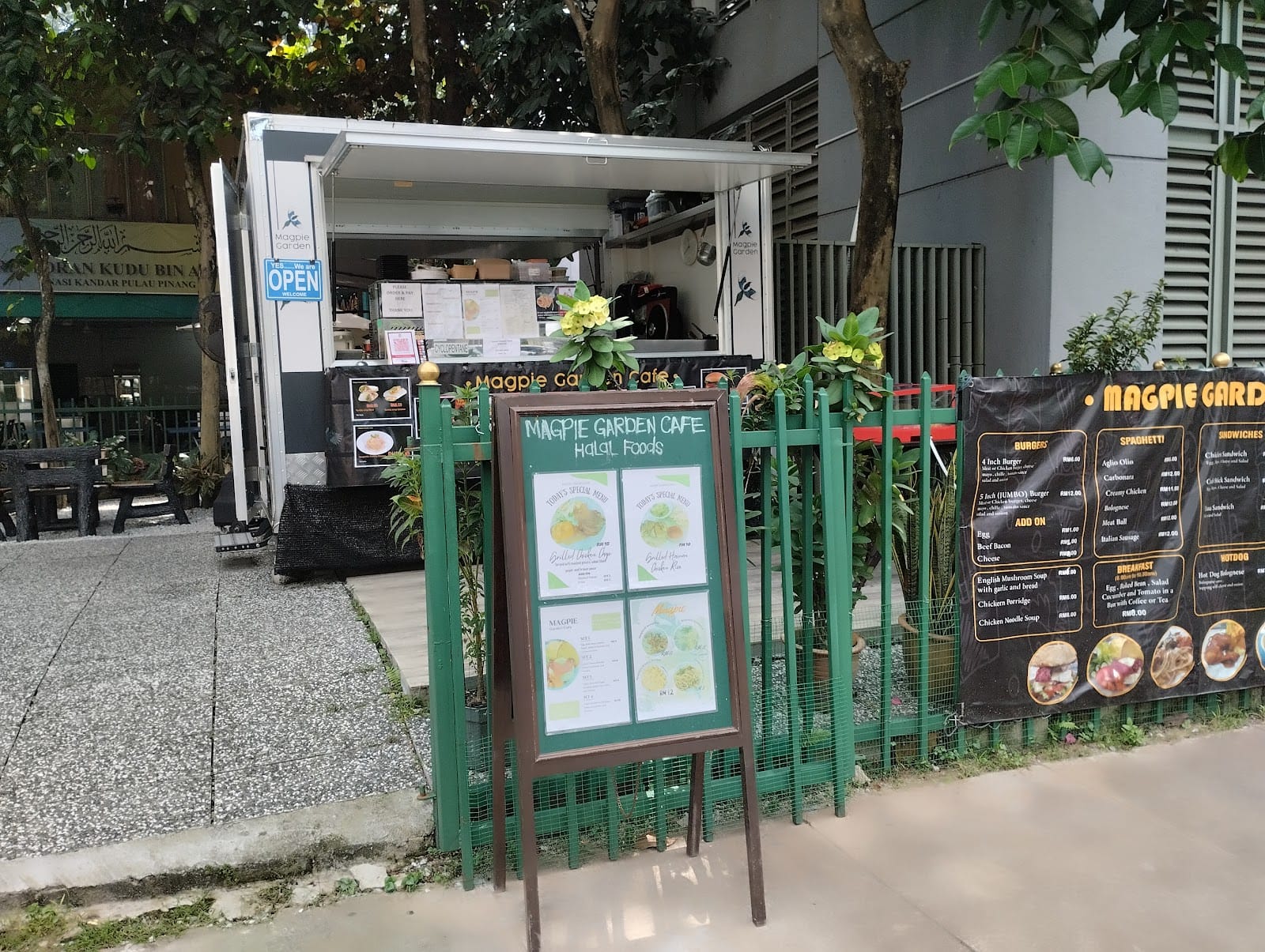Magpie Garden Cafe