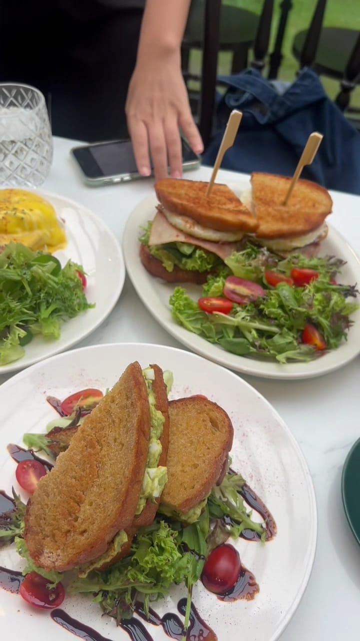 Red Brick Kitchen