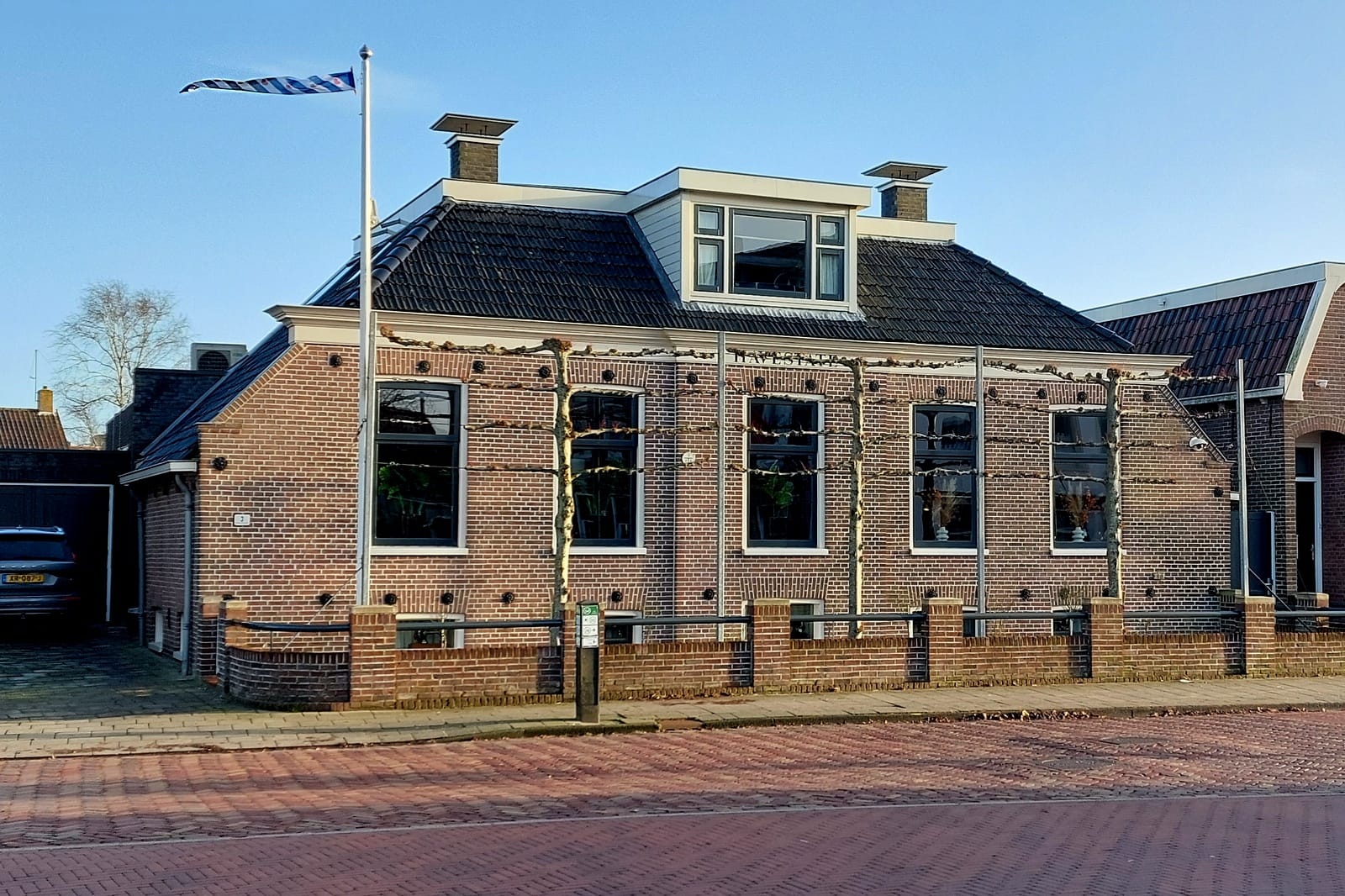 Café De Hoeke photo 3