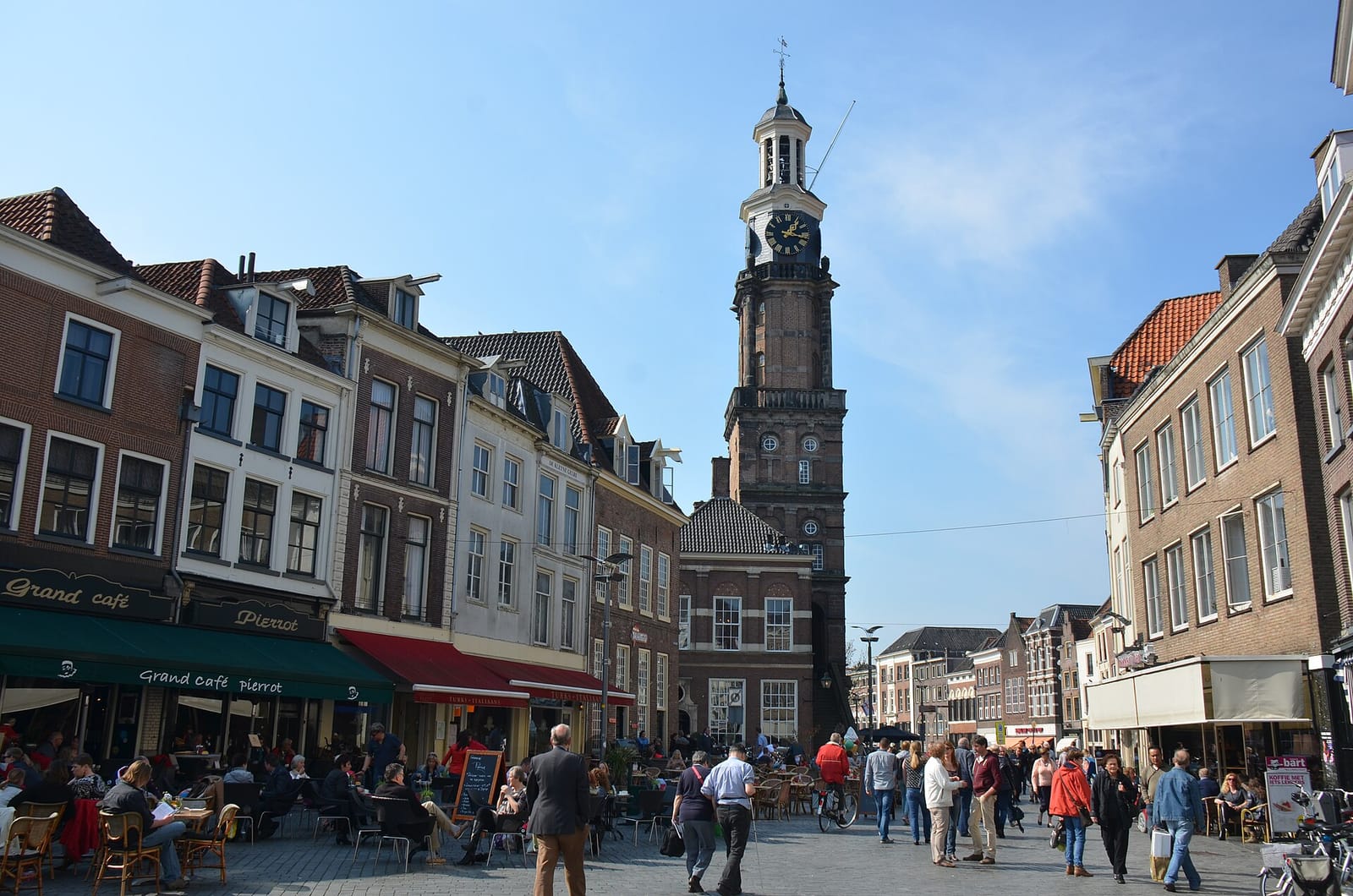 Volkshuis Koffiehuis photo 2