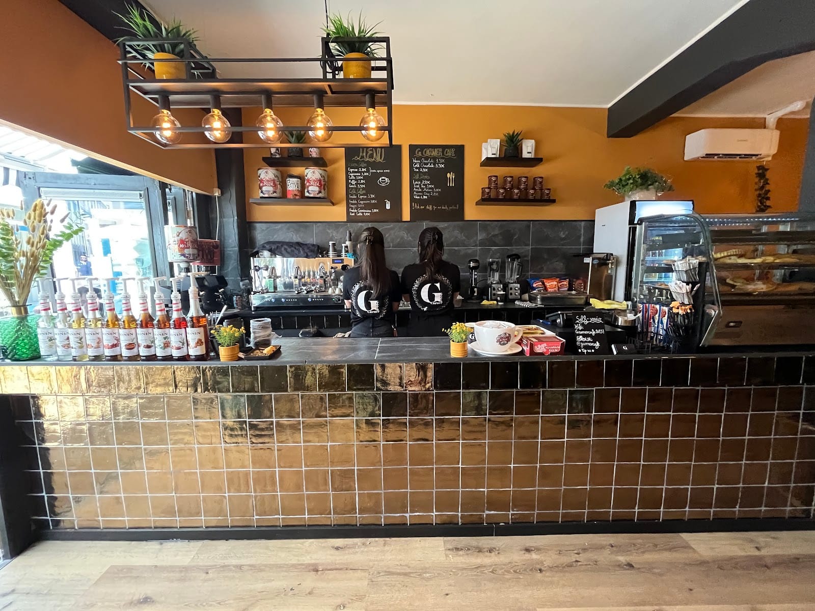 G Corner Cafe