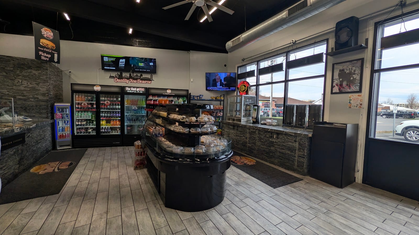 The Deli @ 700