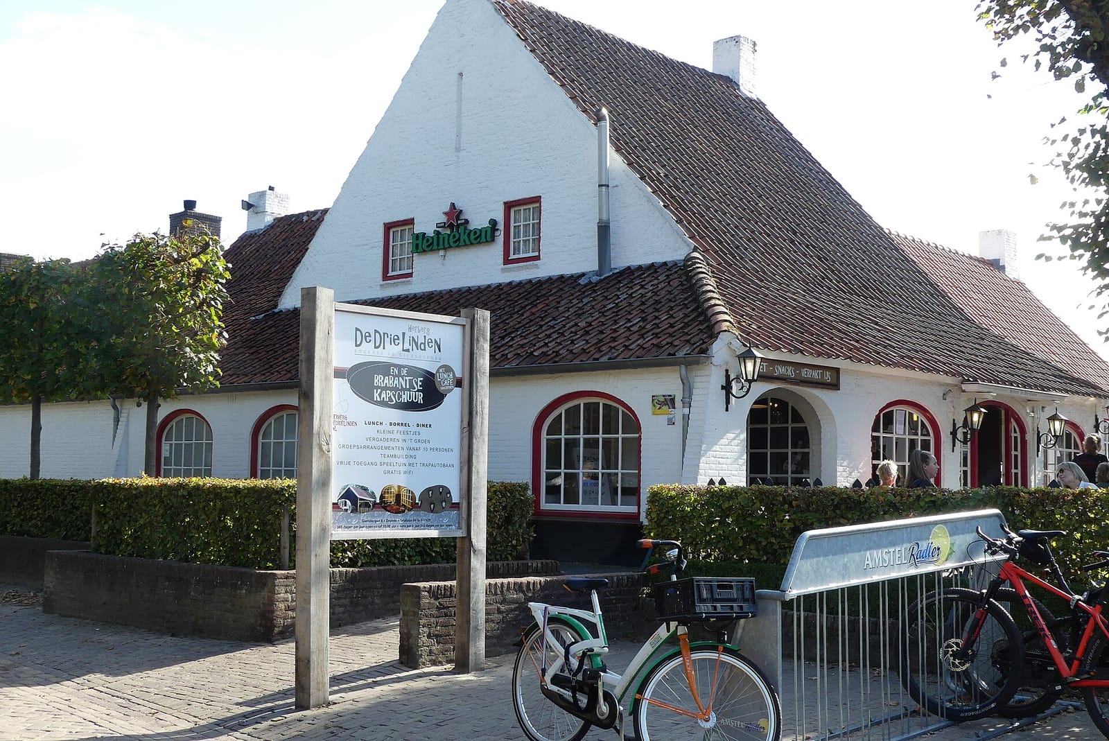 De Drie Linden photo 2