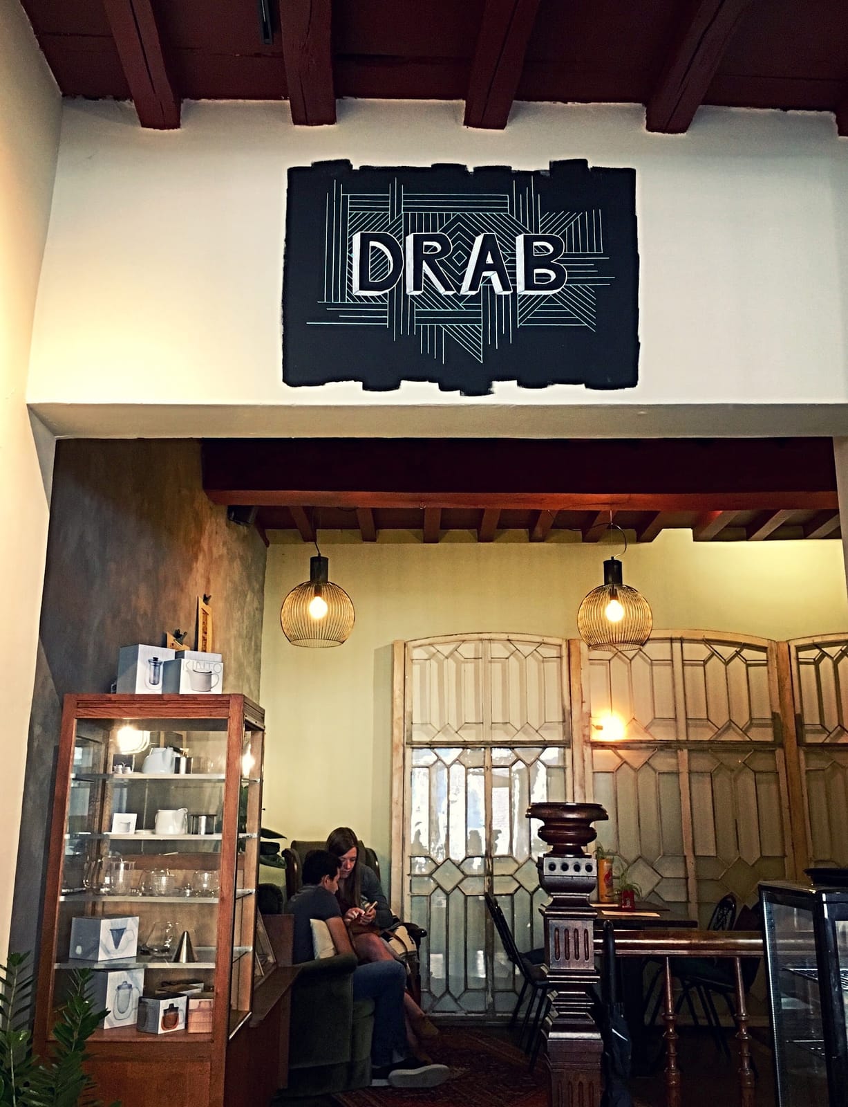 Drab