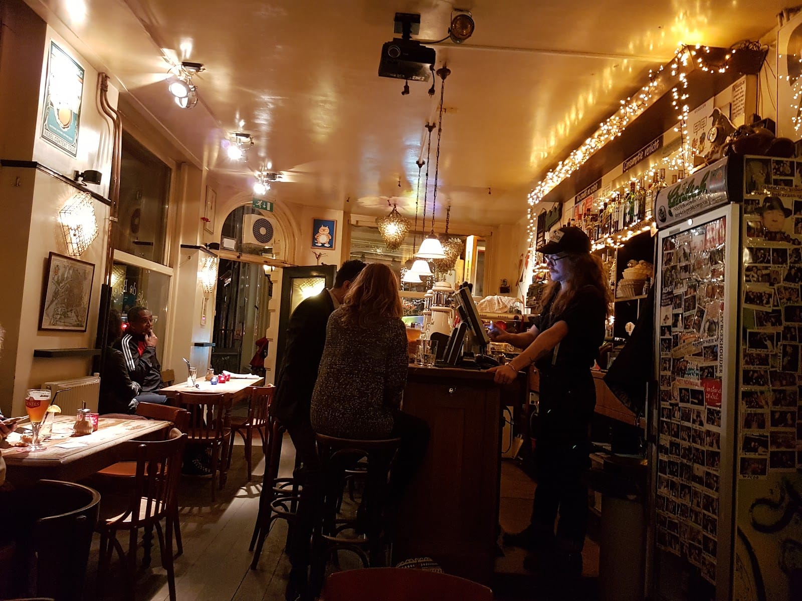 Cafe de Barones