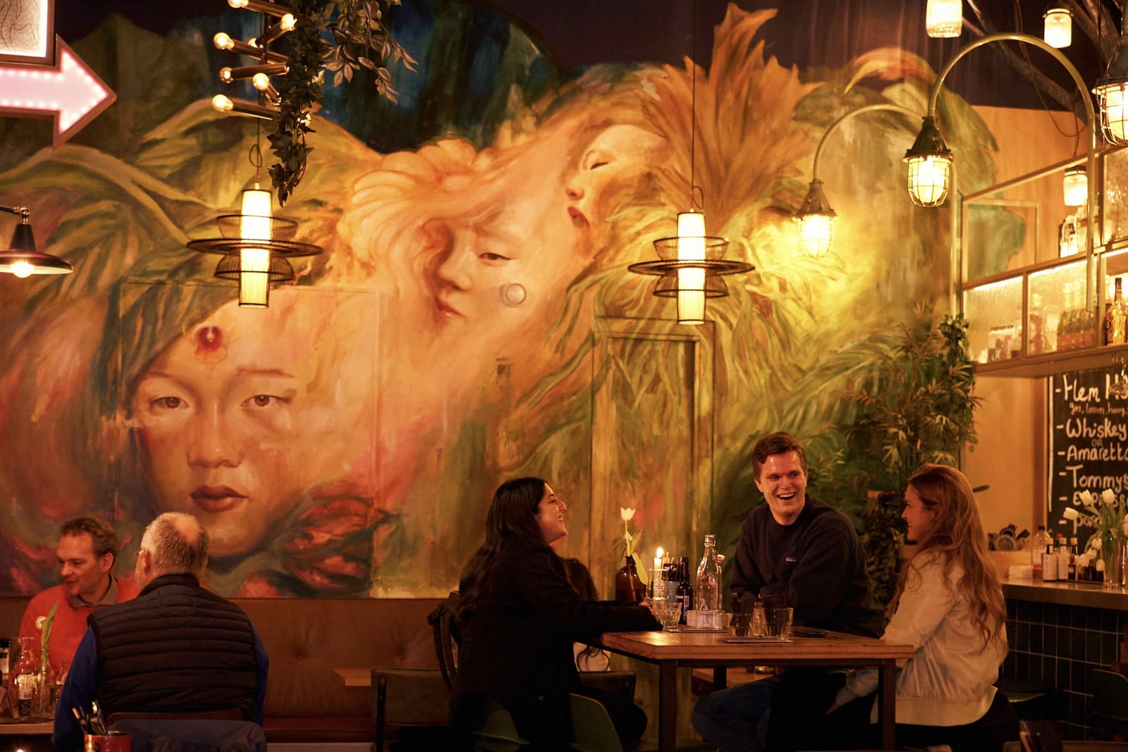 BAR HOUT photo 4