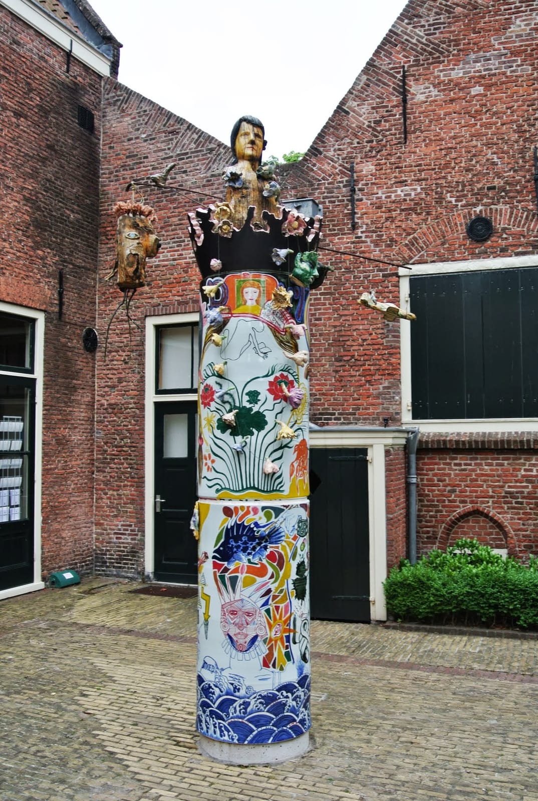 Thuys photo 3