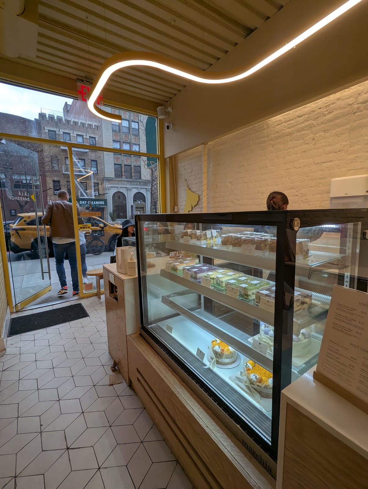 LÀ LÁ Bakeshop