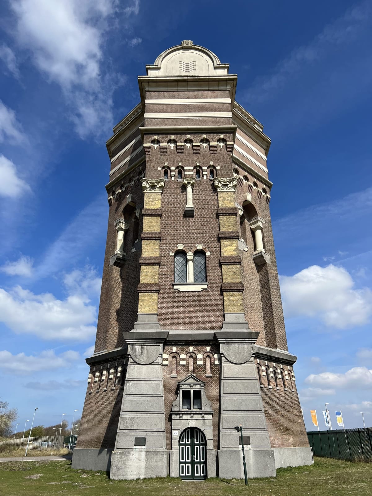Onder de Watertoren