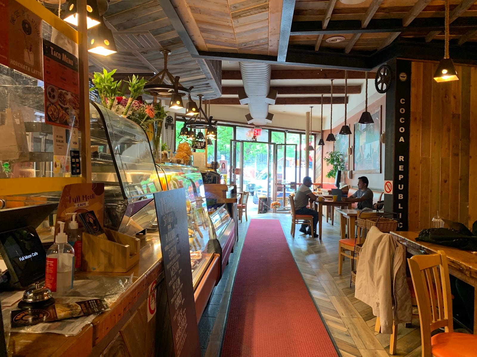 Full Moon Cafe