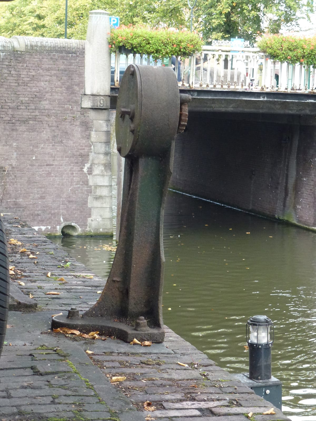 Jantje zag eens pruimen hangen photo 2