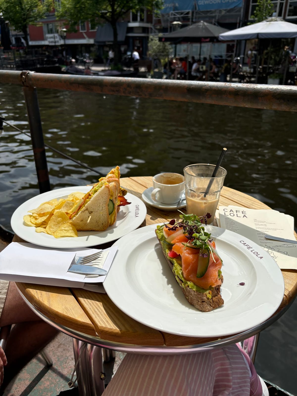Café Lola