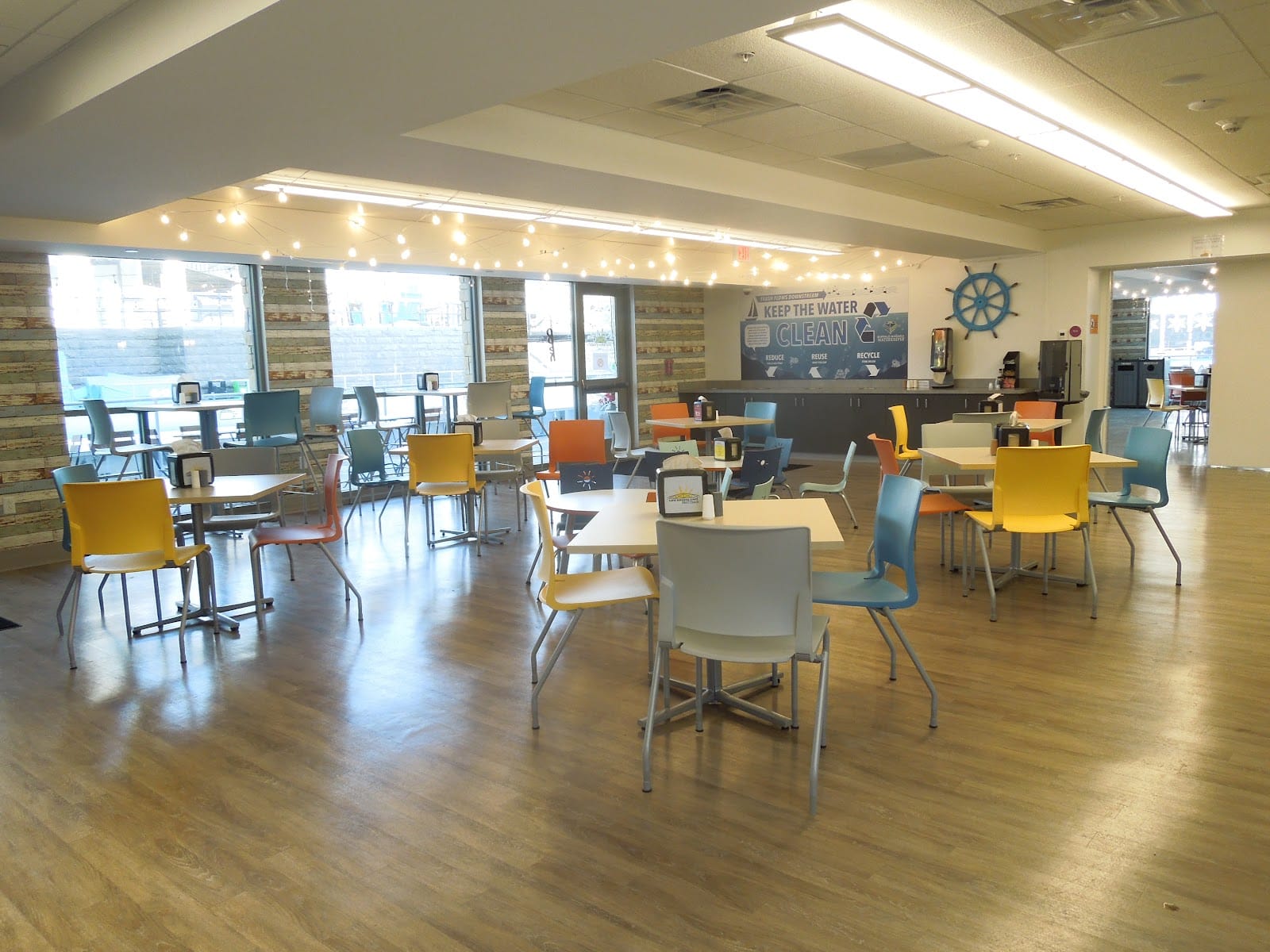 Low Bridge Cafe