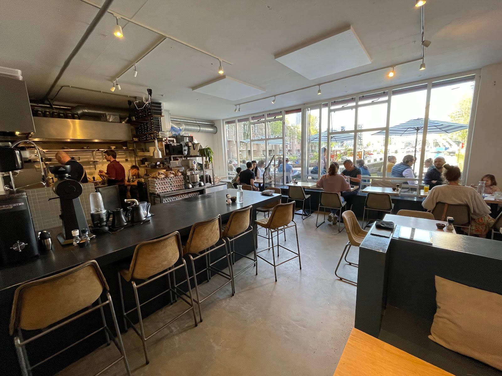 Harvest Café & Bakery