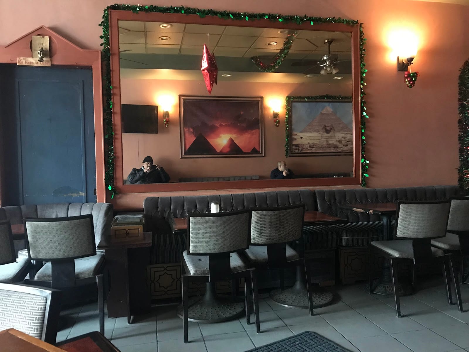 Meena House Cafe