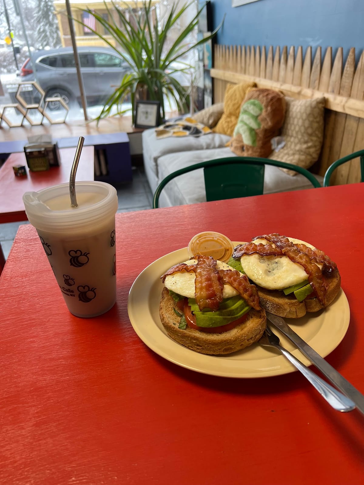 Mr. Bumbles Cafe