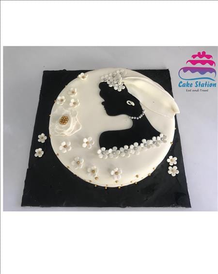 Cake station photo 7