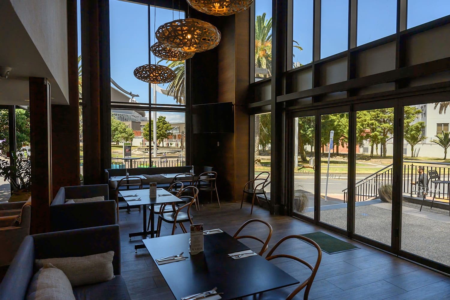 Yard Bar and Eatery photo 4