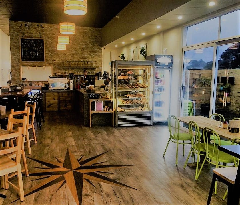 Locals Cafe