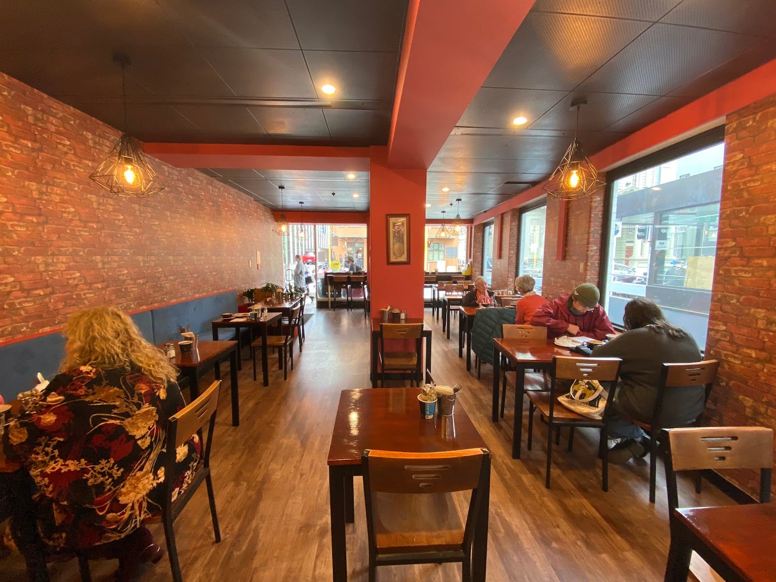 Colonial Café