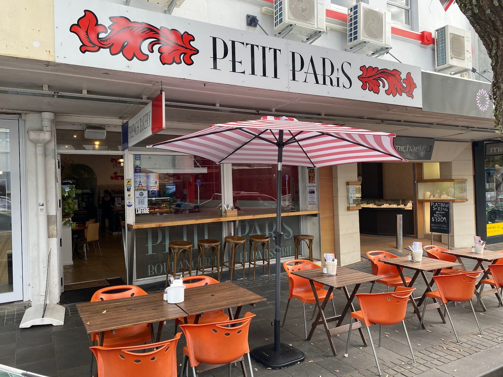 Petit Paris