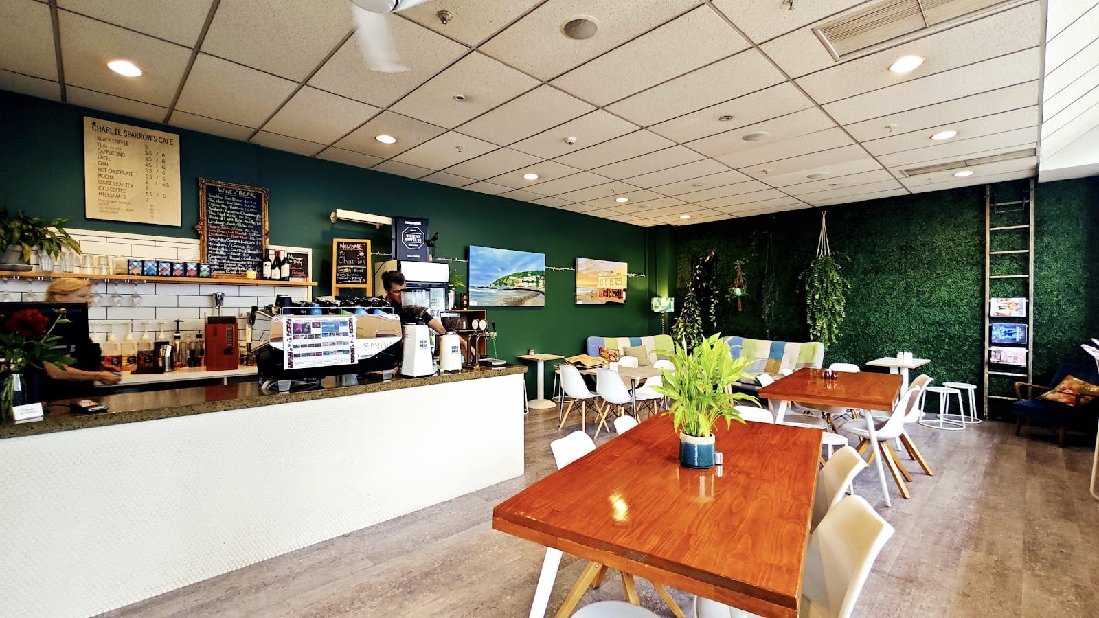 Charlie Sparrow’s Cafe