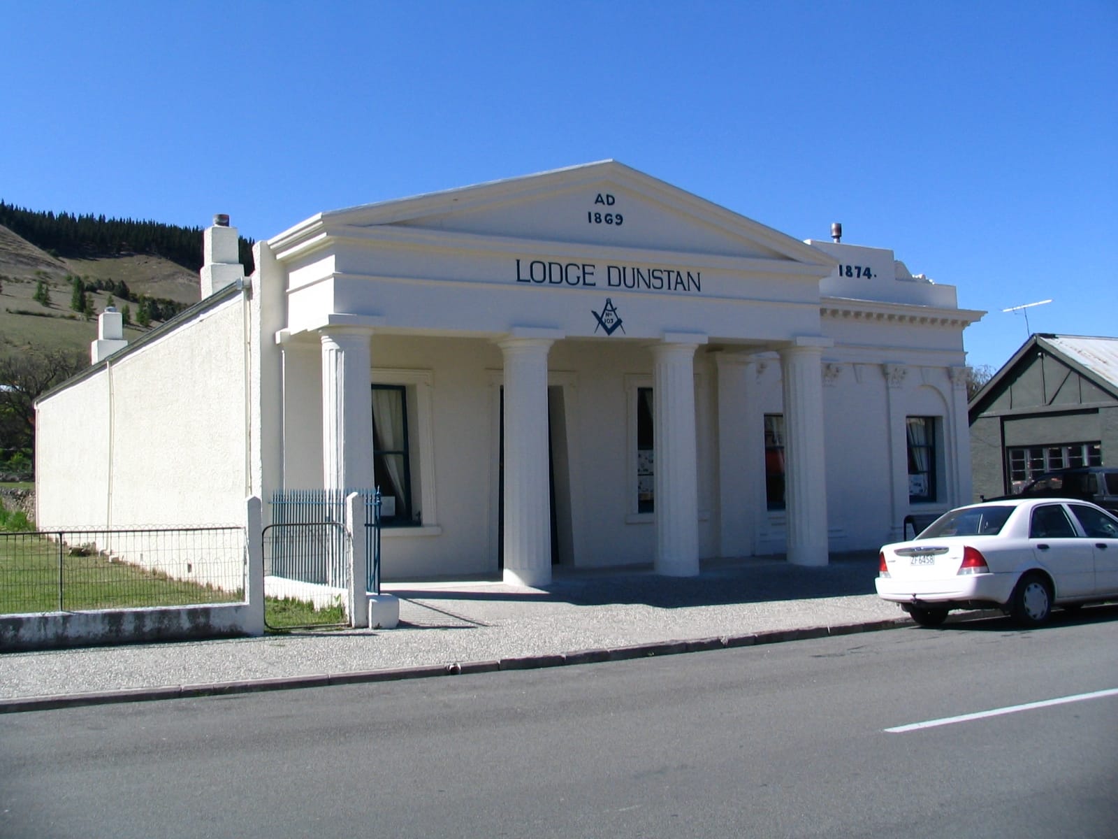 Dunstan House