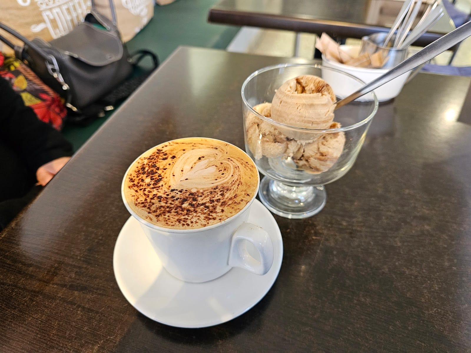 Gardens Corner Café
