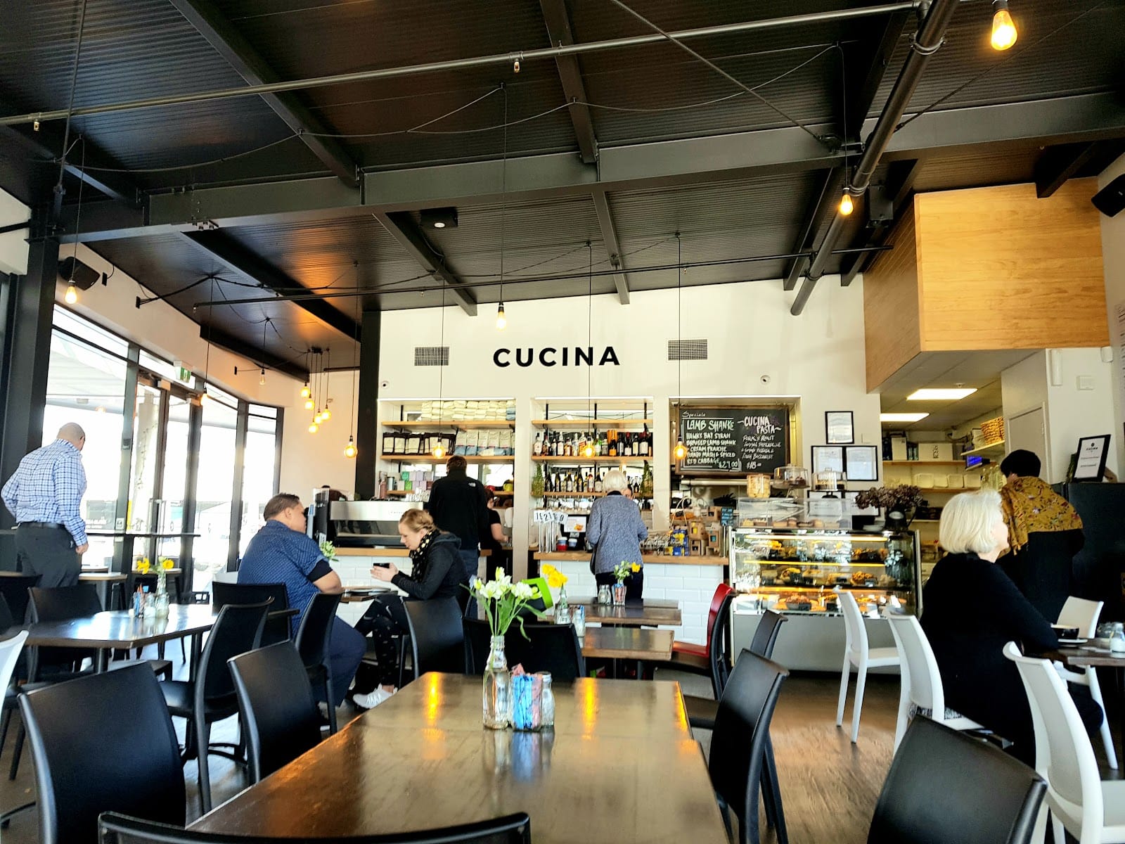 Cucina Cafe