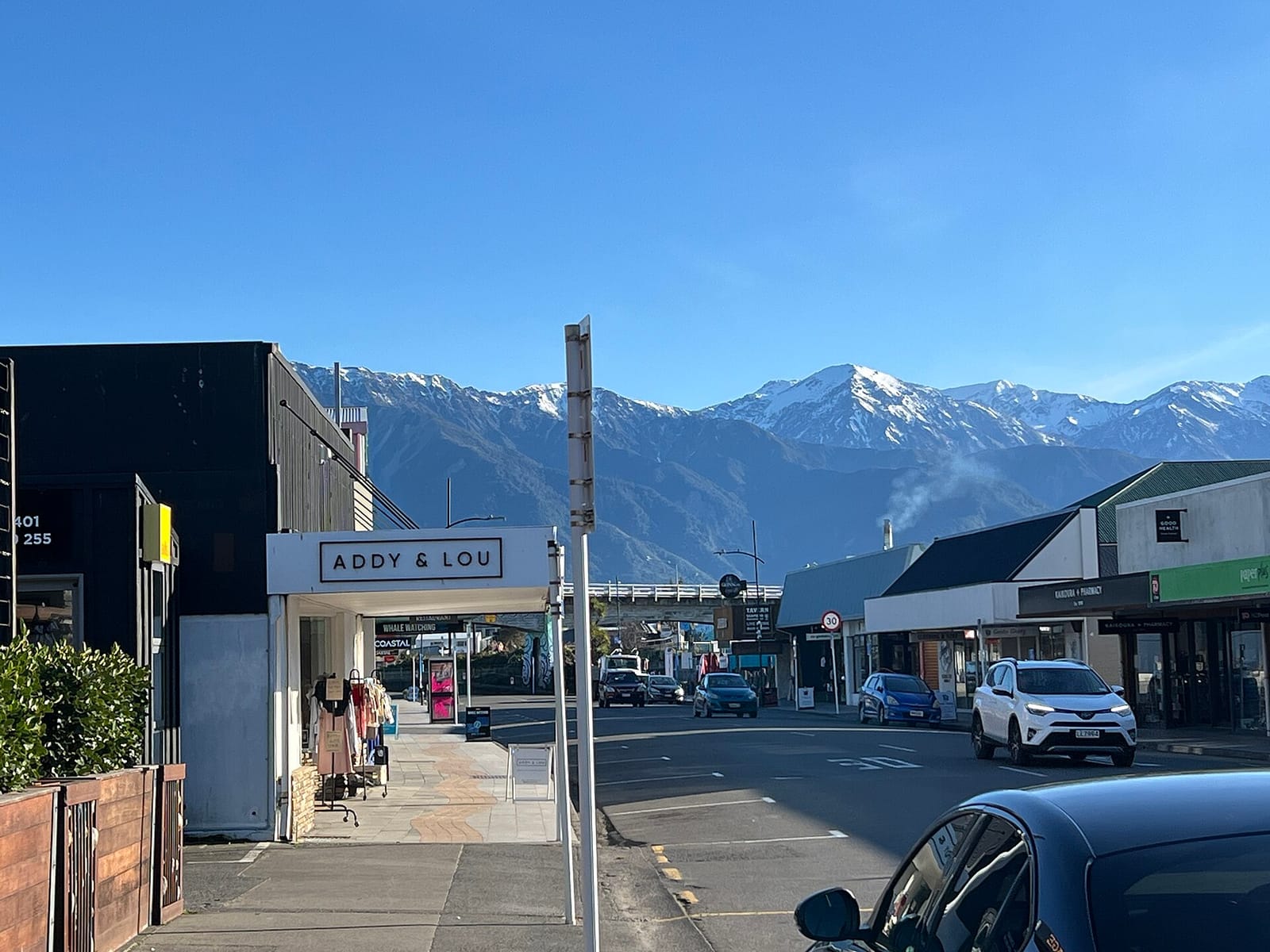 The Why Note Cafe