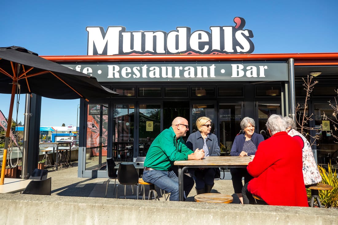 Mundell's Cafe