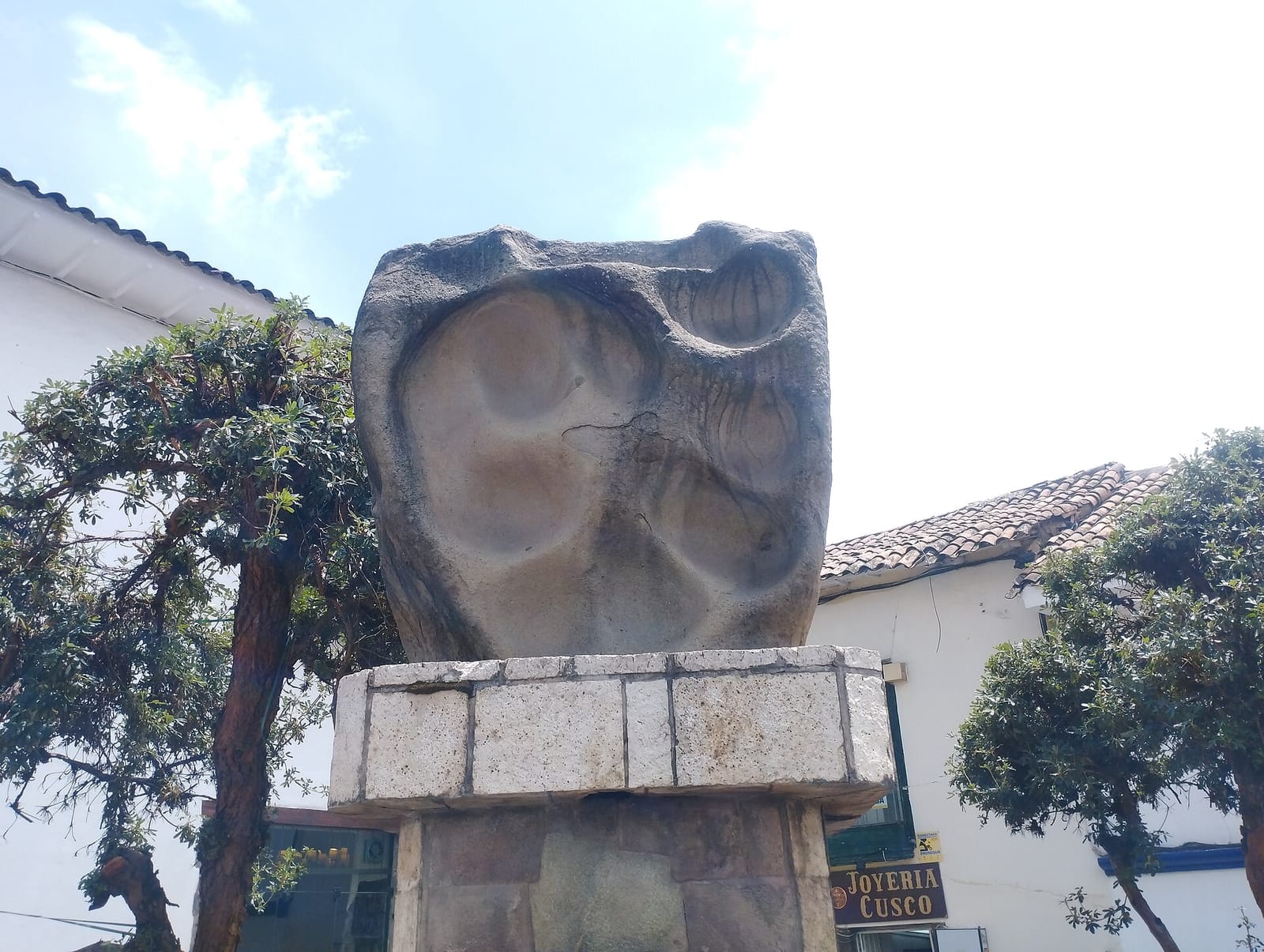 La Escencia