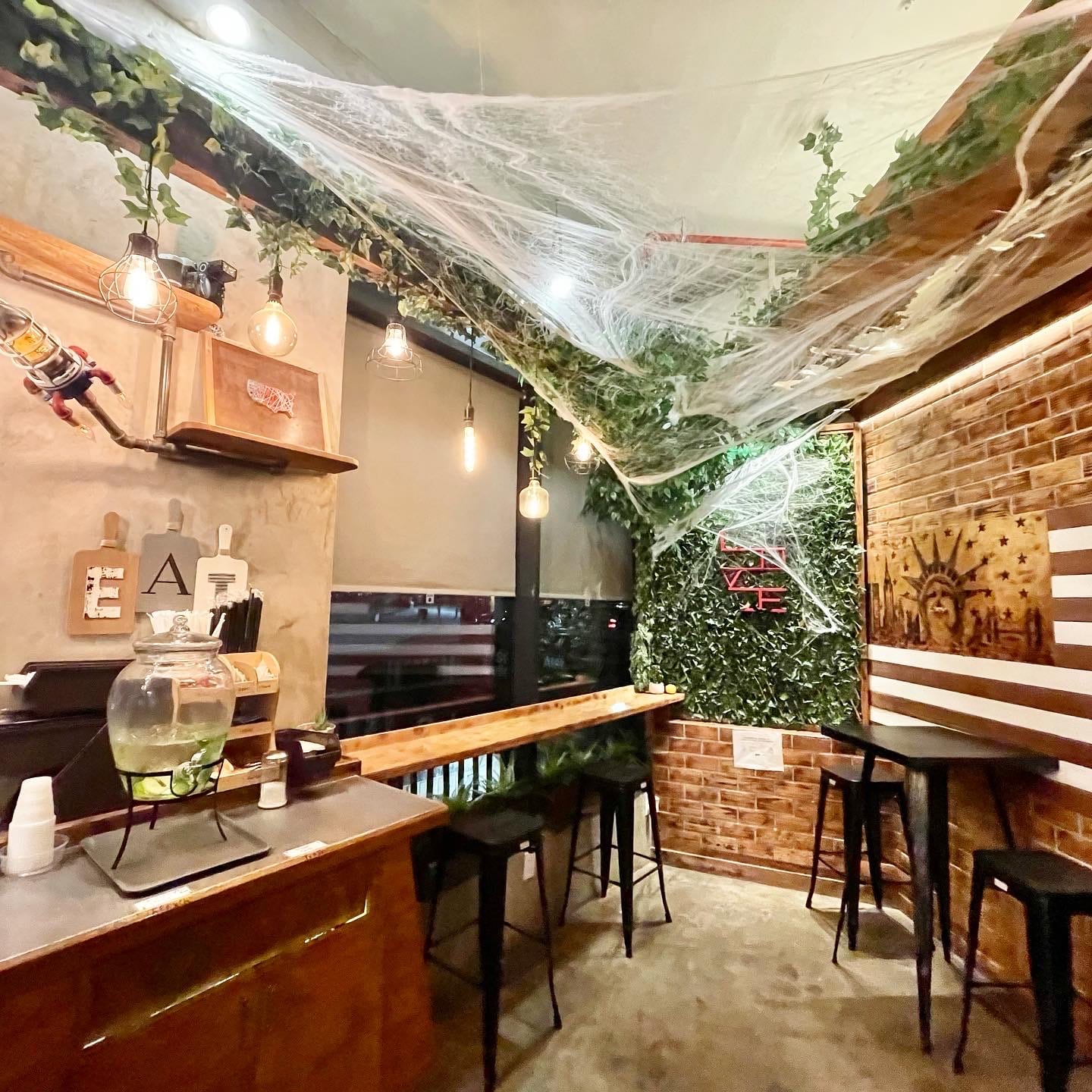Beanstalk Cafe