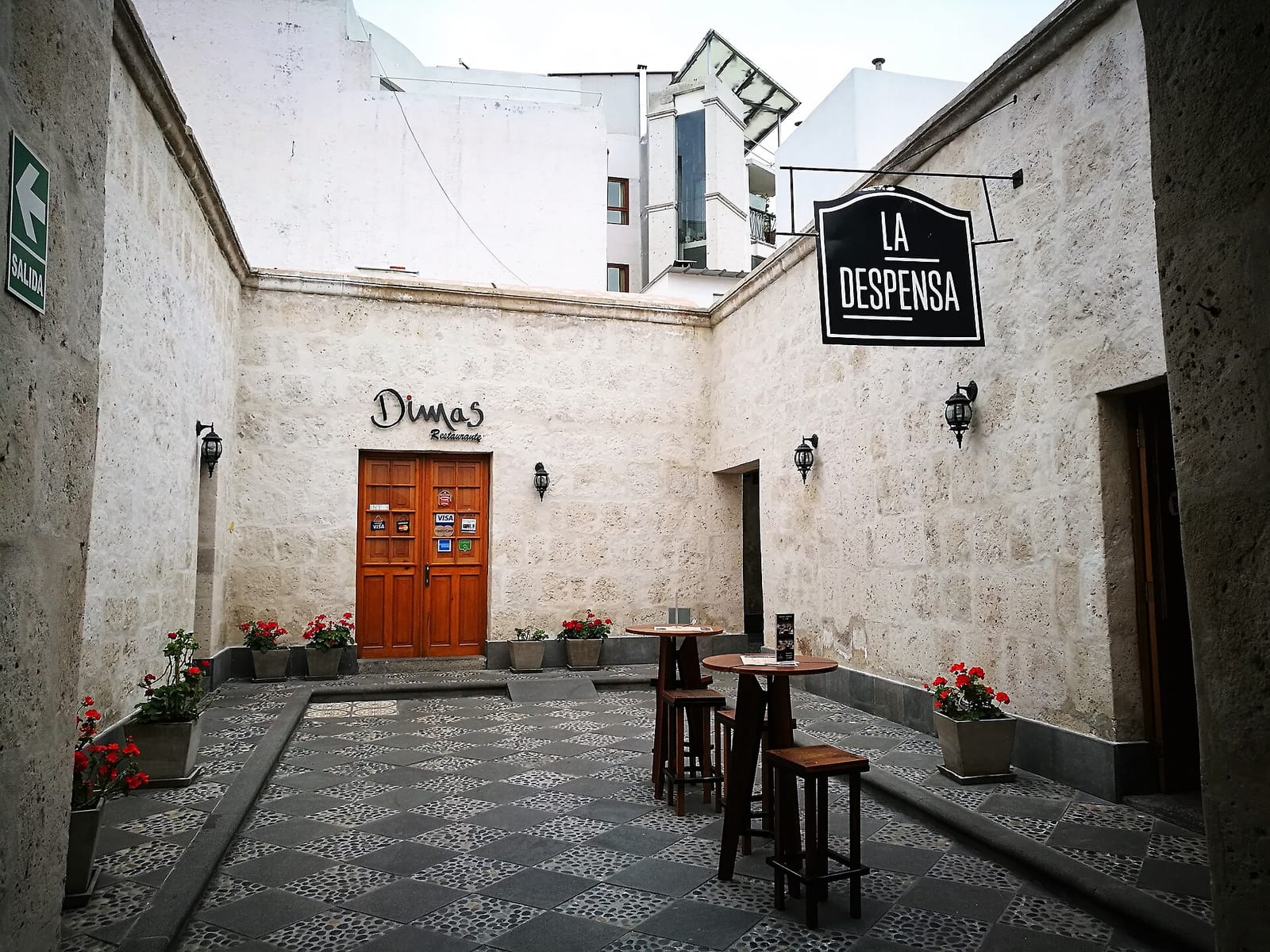 La Despensa photo 3