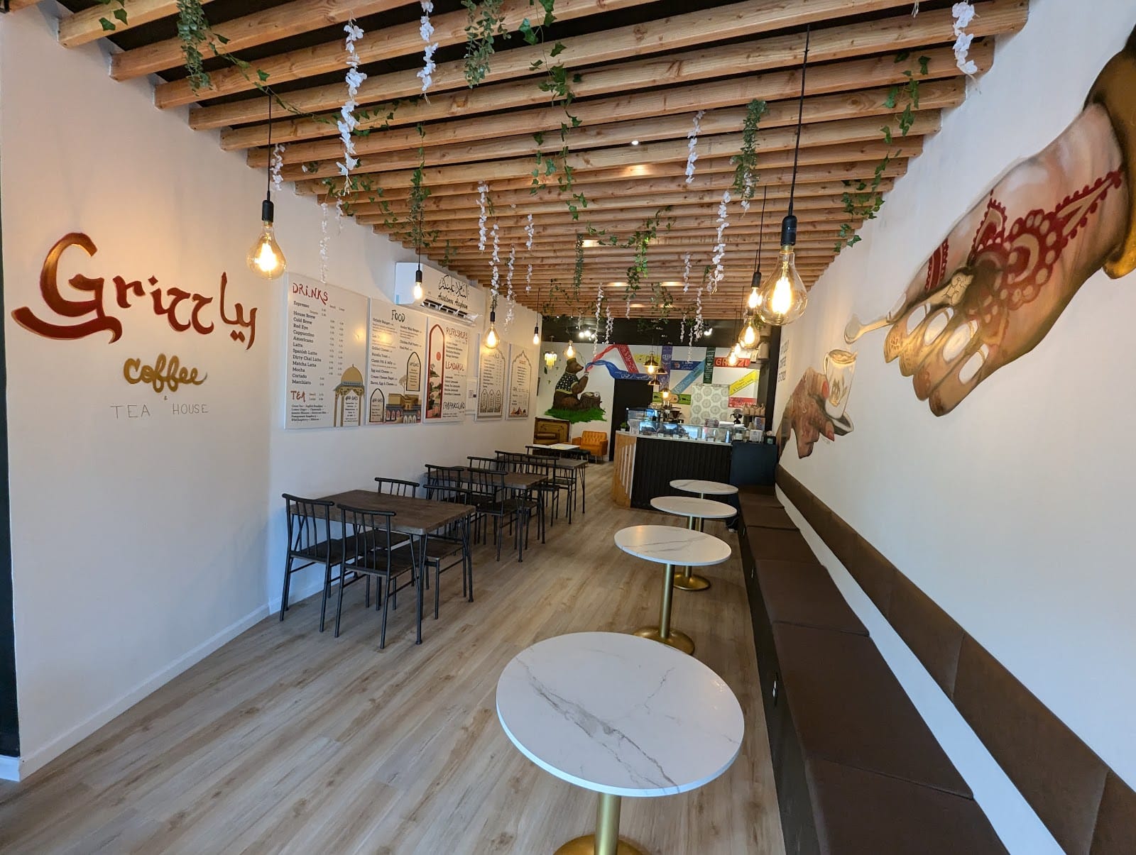 Grizzly Coffee & Tea House