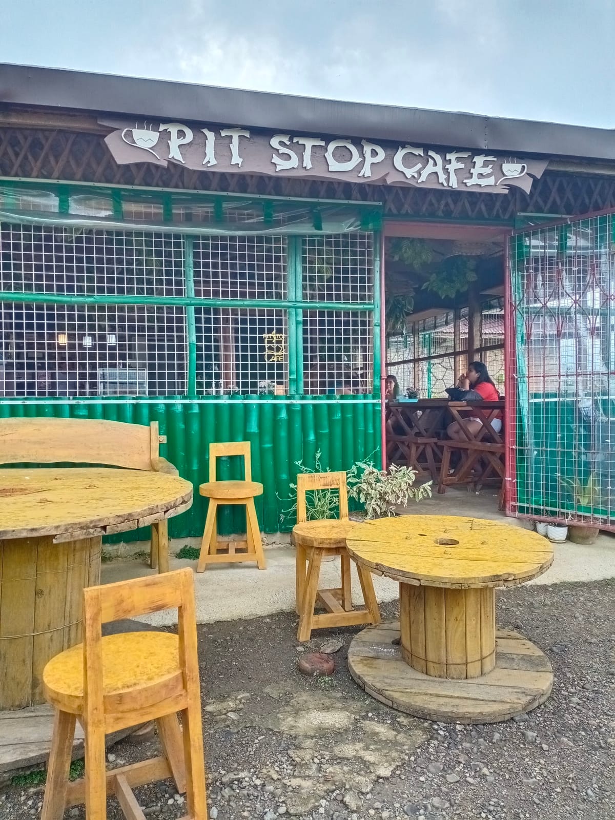Pitstop Cafe