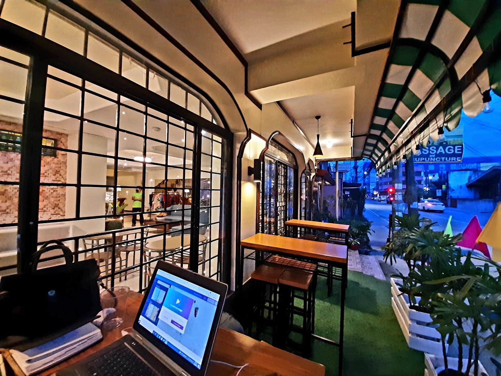 Coffee Hub