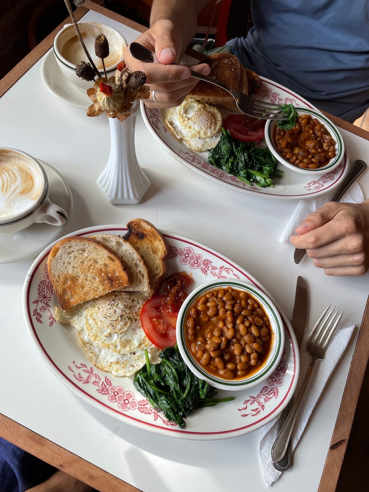 Doctor's Cave Café