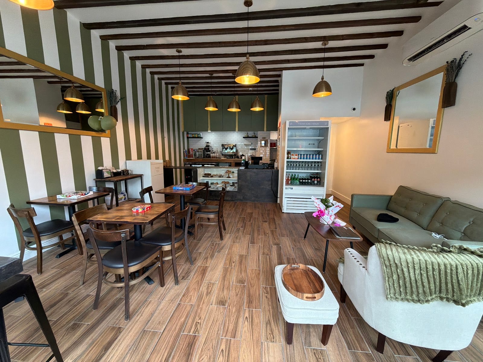 Emerald Cafe