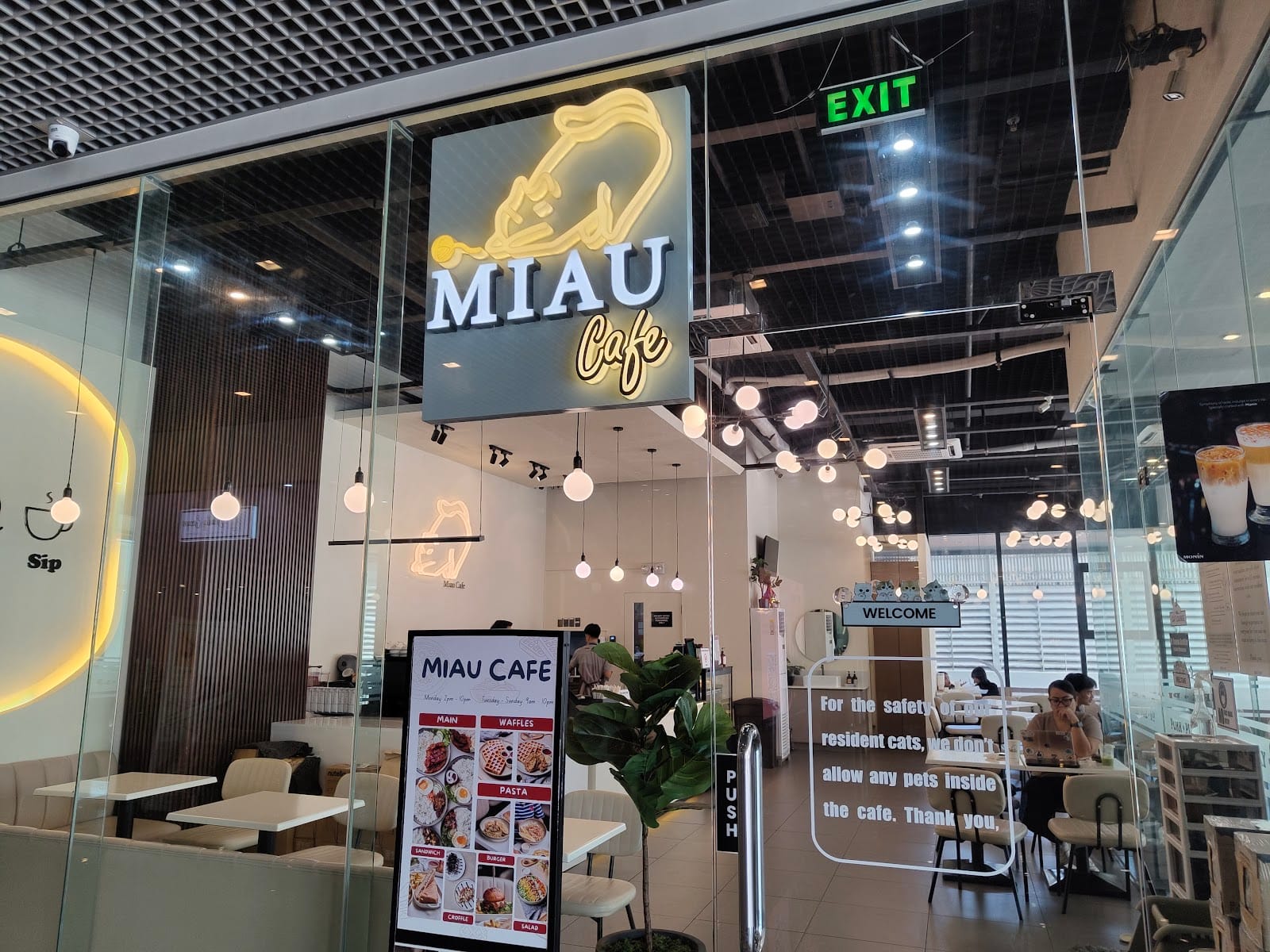 Miau Cafe