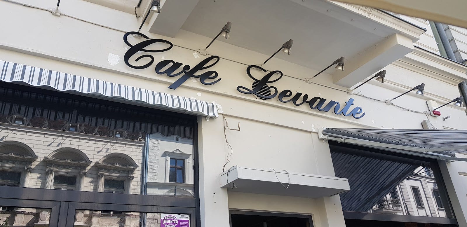Cafe Levante