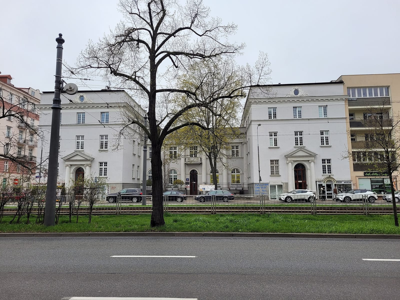 Bułkę przez Bibułkę