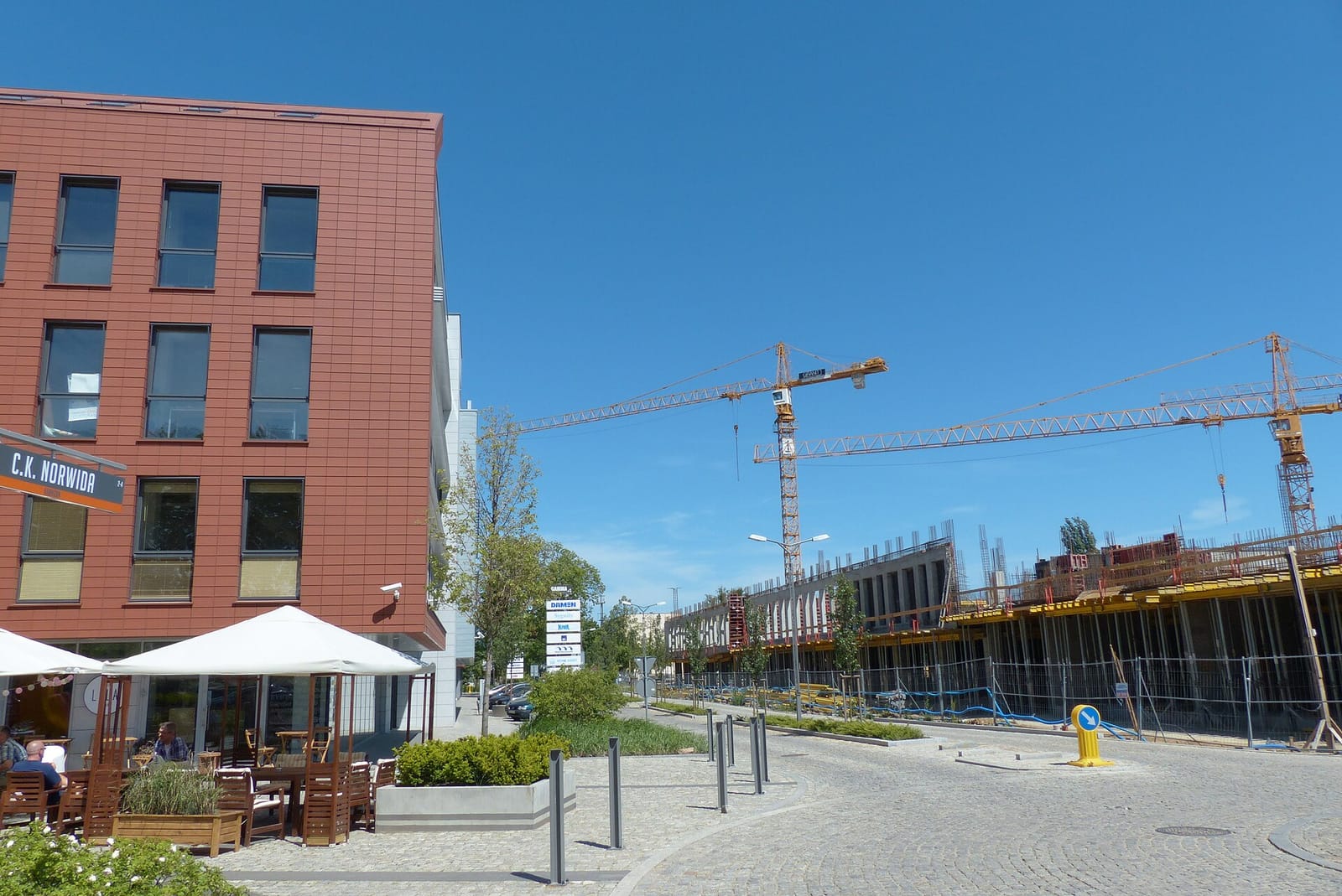Enklava restaurant & cafe