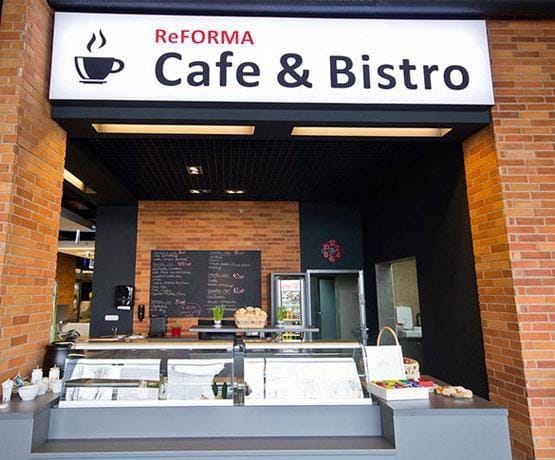 ReForma Case & Bistro