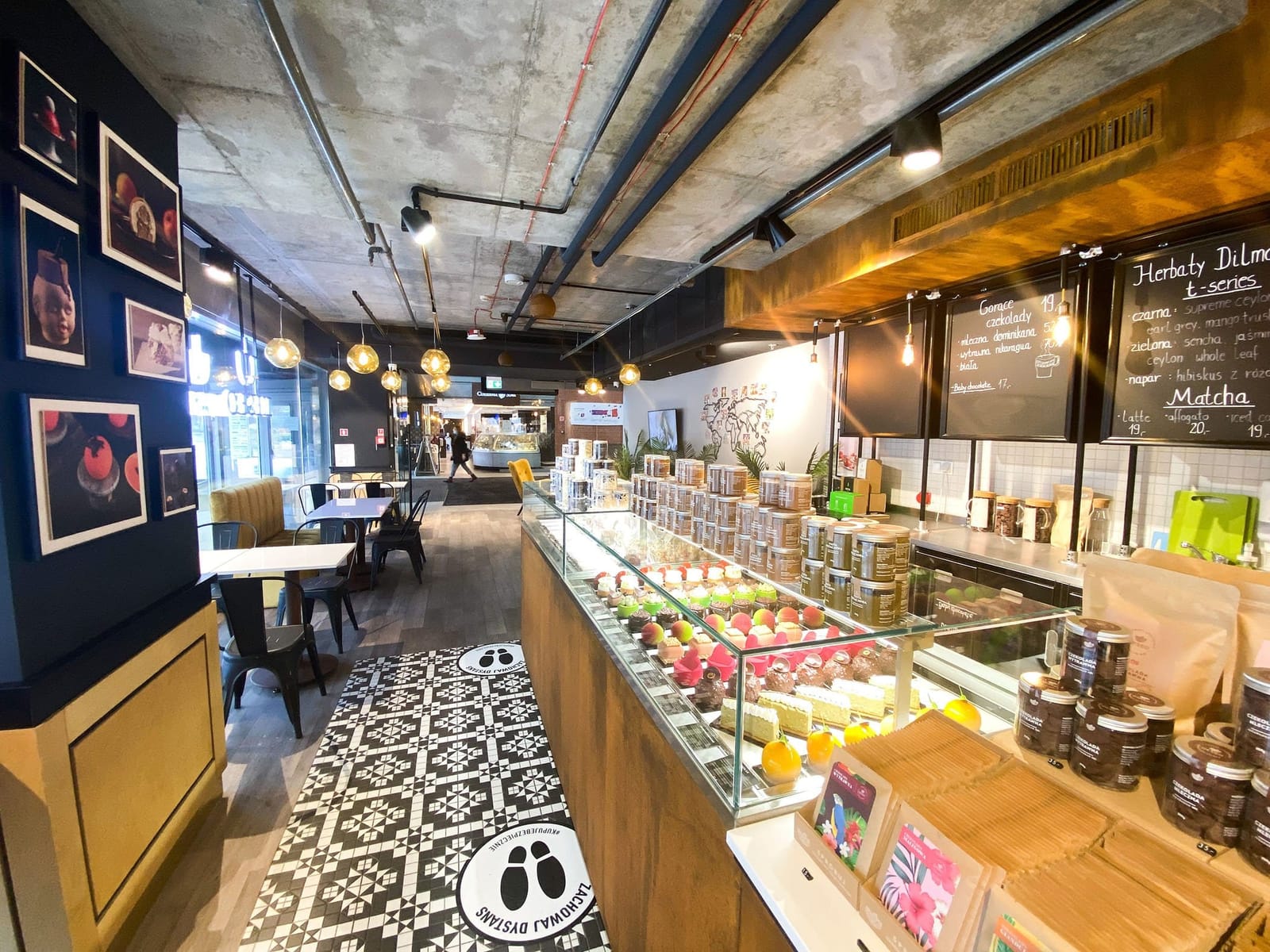 Deseo Patisserie photo 8