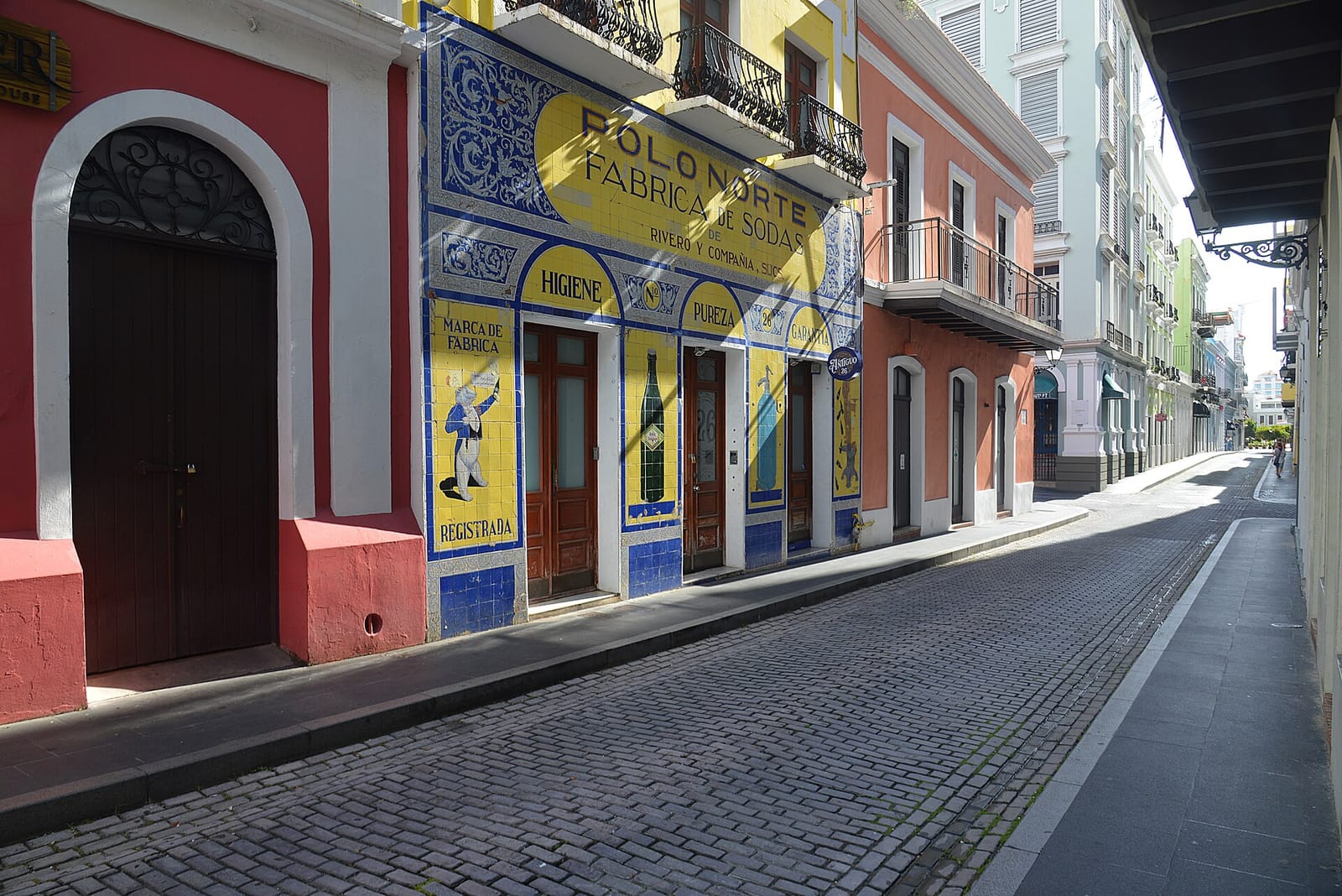 Café Cuatro Sombras