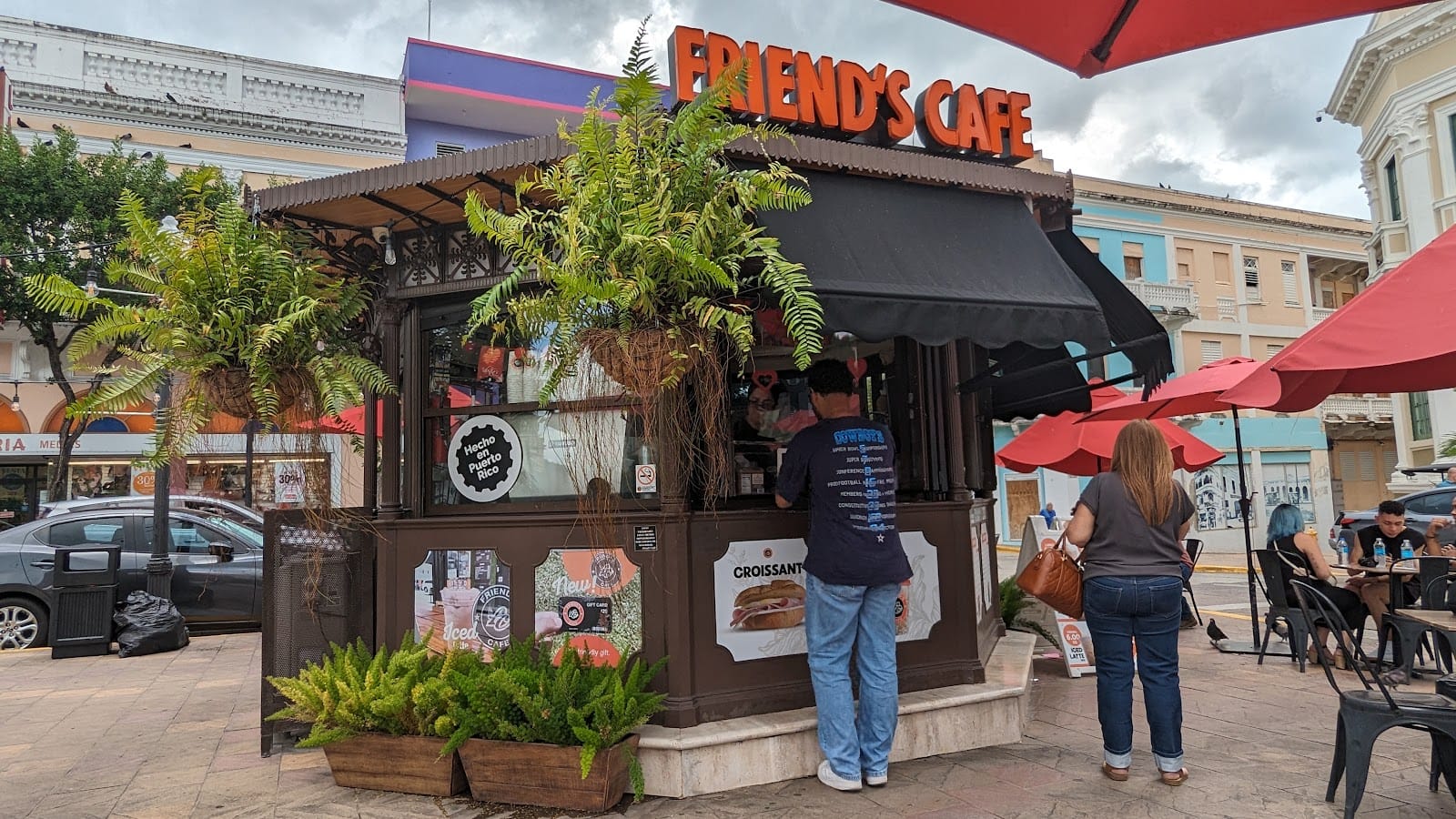 Friend's Cafe