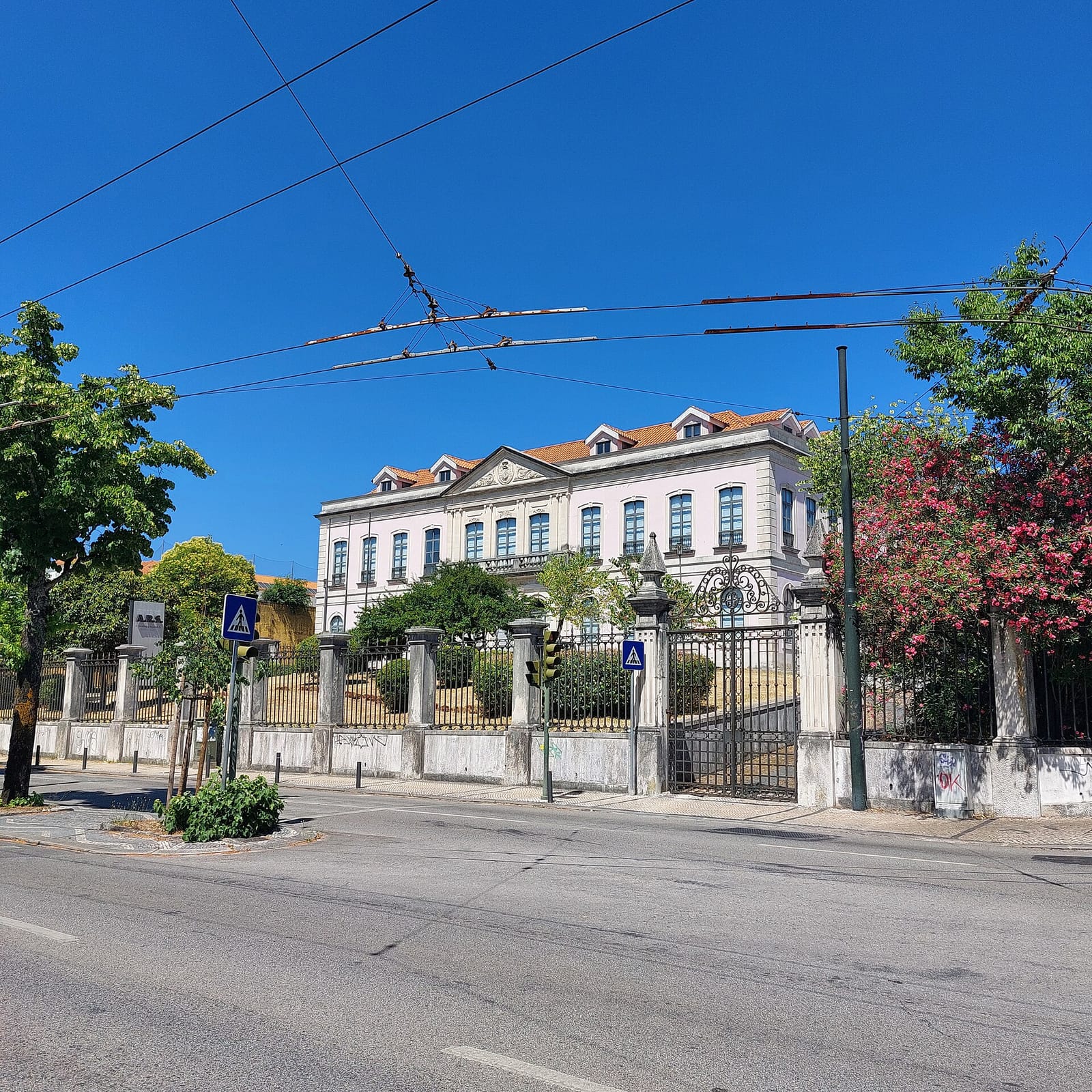 Café Cervejaria Borges (Antiga Leitaria do Castelo - Raúl)