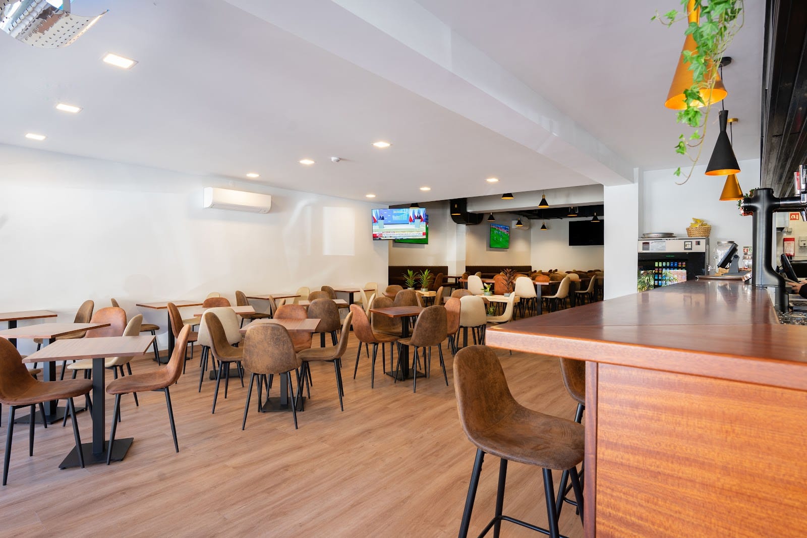 R Café