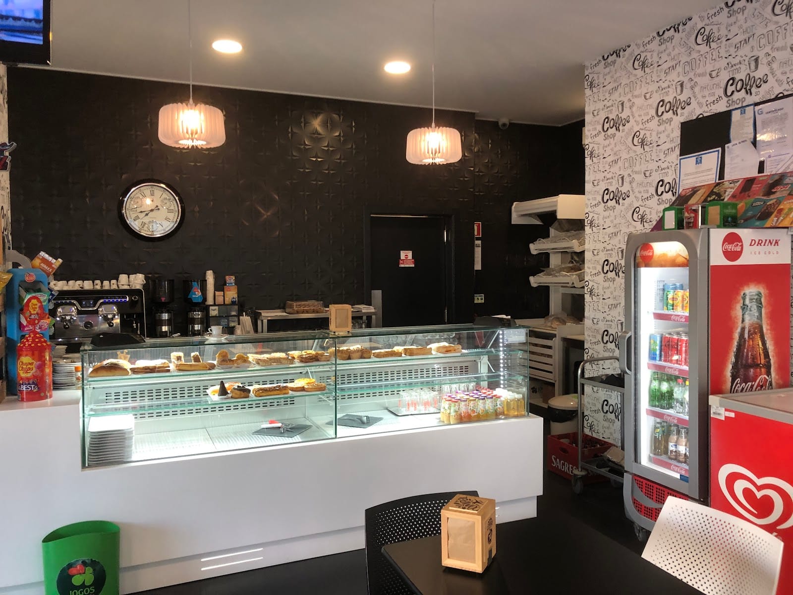 Ebora Café